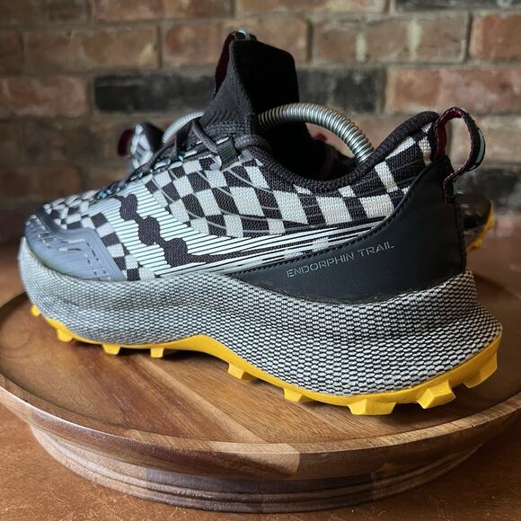 Saucony Endorphin Trail Reverie Hiking Black Running Shoes Sneakers Men's 9.5 - Picture 3 of 16